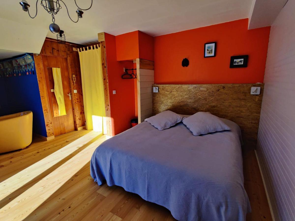 Chalet Ailleurs Appartement A Molines En Queyras Екстериор снимка