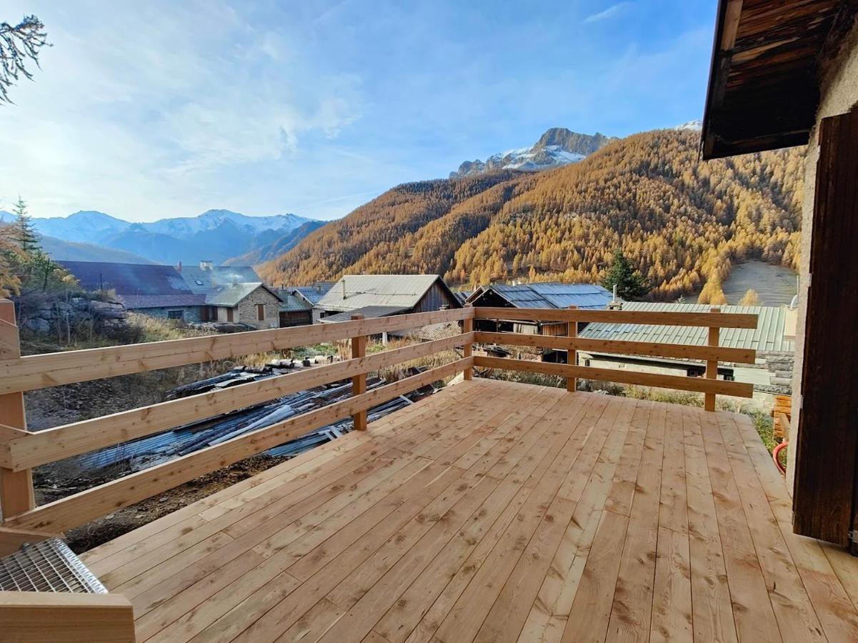 Chalet Ailleurs Appartement A Molines En Queyras Екстериор снимка