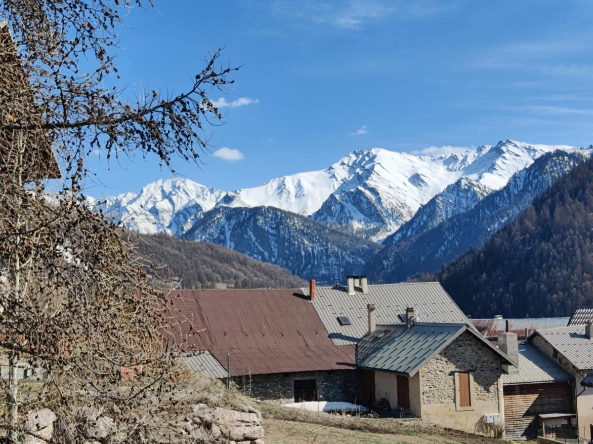 Chalet Ailleurs Appartement A Molines En Queyras Екстериор снимка